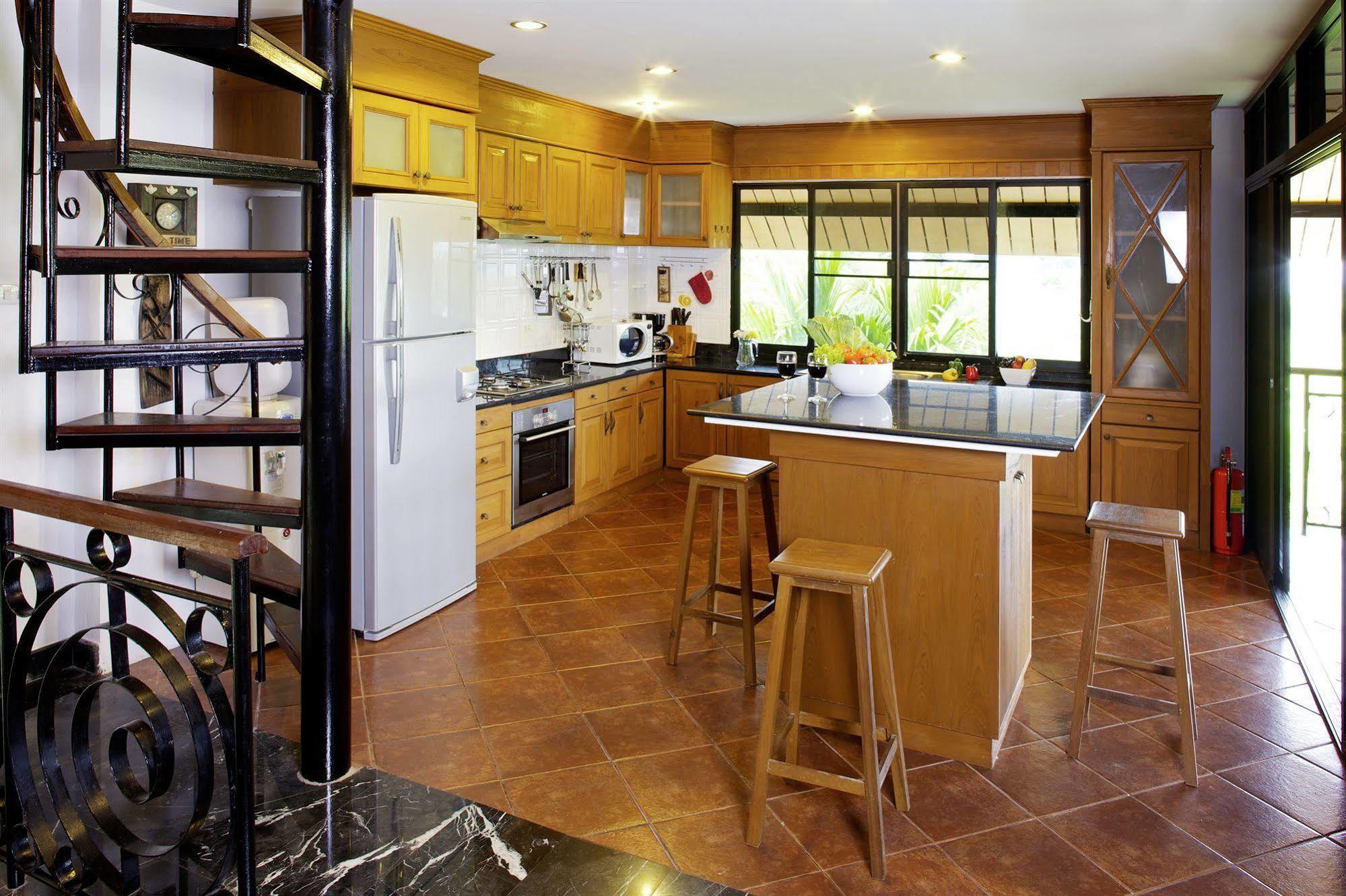 Thara Bayview Villa, Sha Certified Ao Nang エクステリア 写真